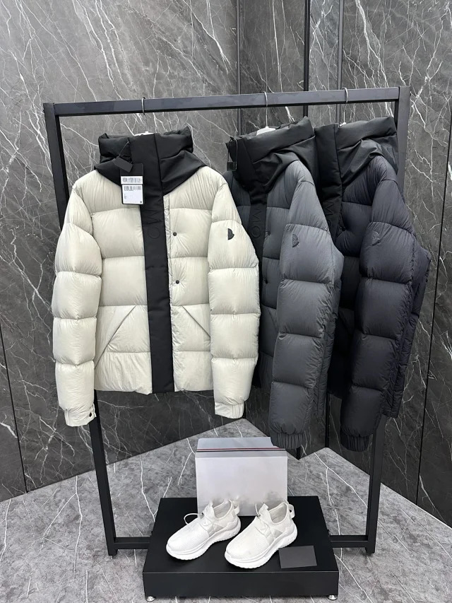 Madeir Premium Black Hooded Down Jacket Detail
