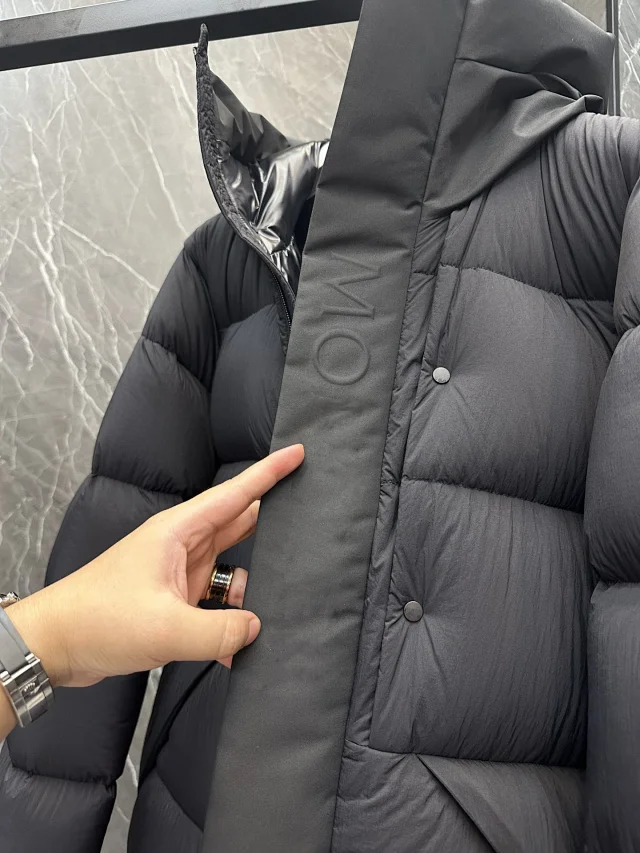 Madeir Premium Black Hooded Down Jacket Detail