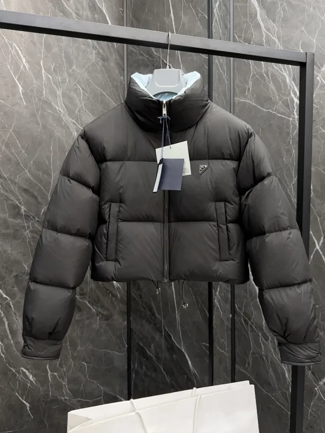 PRA Women's Short Re-Nylon Puffer Jacket Detail