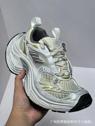 Balenciaga Paris 6XL Original Dad Shoes Detail