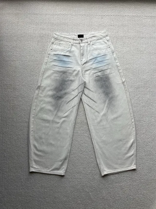 Exclusive Balenciaga Distressed Jeans SS25 Detail