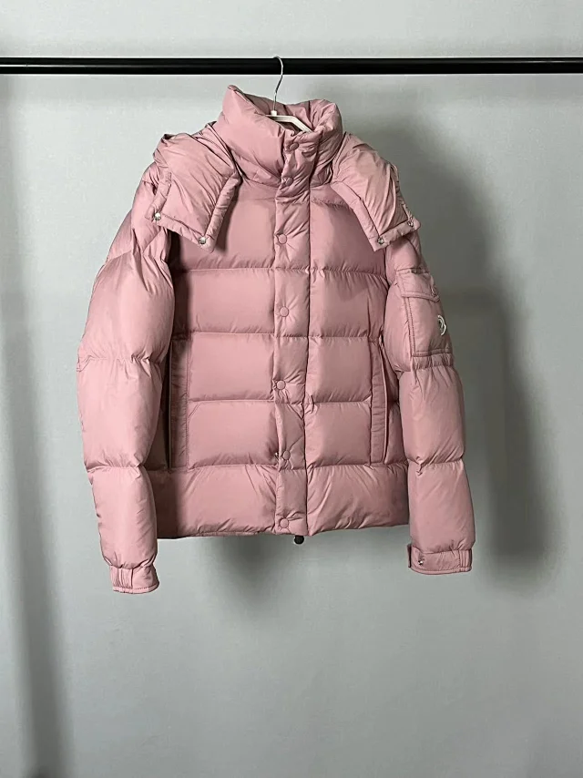 MO Vezere Matte Unisex 90-Down Jacket Detail
