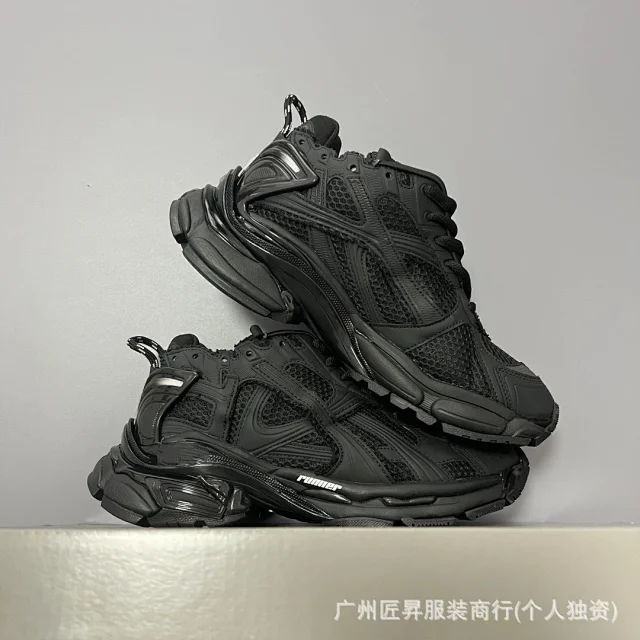 Balenciaga Graffiti Distressed Casual Sneakers SS25 Detail