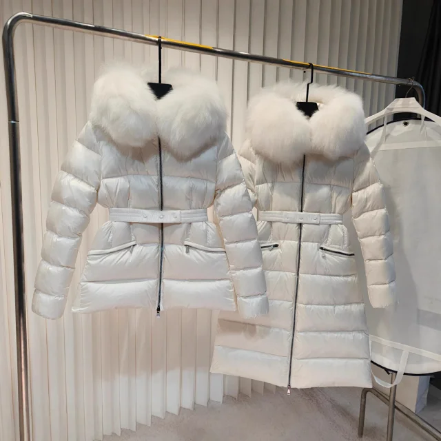 Meng Jia Boedic Women's Hooded Puffer Detail