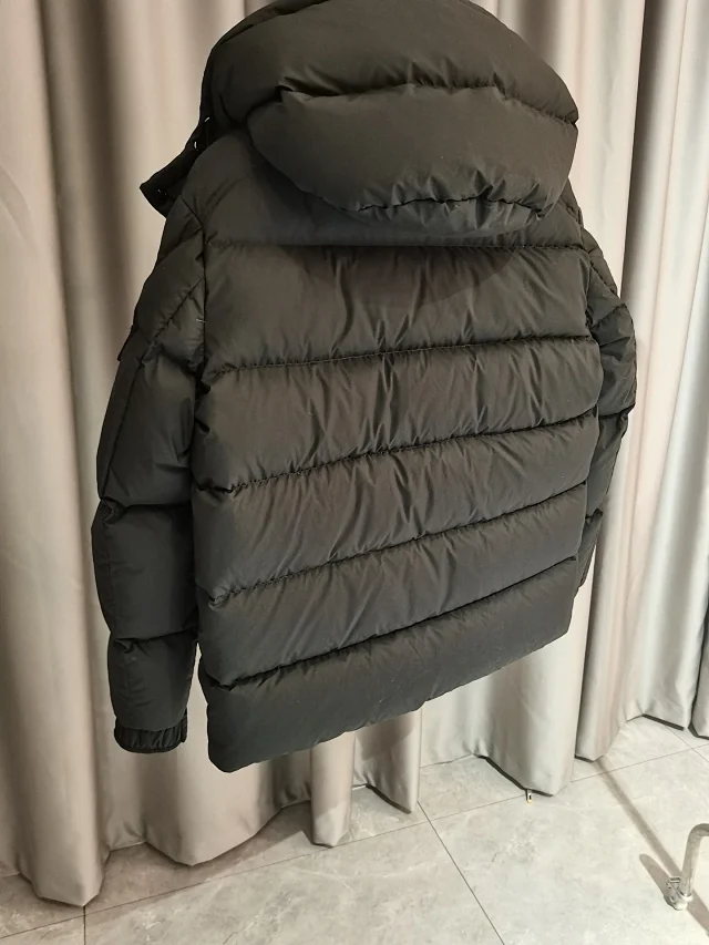Premium Mengjia Vezere Matte Unisex Detachable Down Jacket Detail