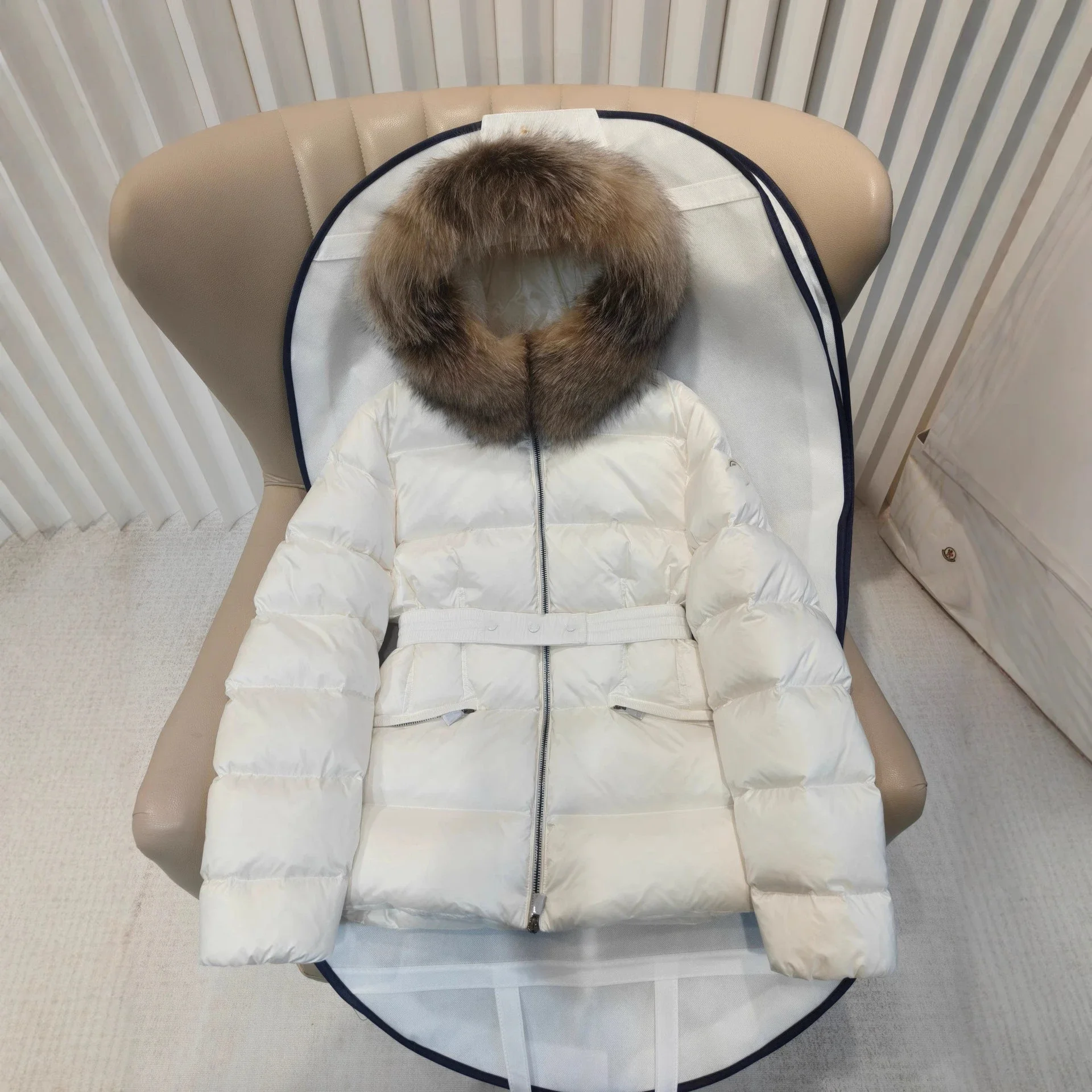 Meng Jia Boedic Women's Hooded Puffer