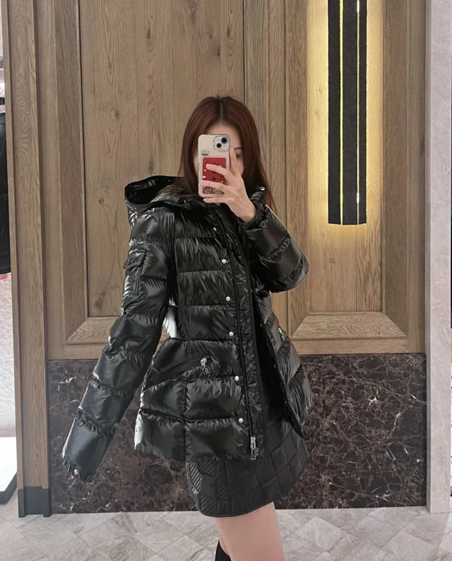 Barante New Women's Waist-Cinching Down Jacket Detail