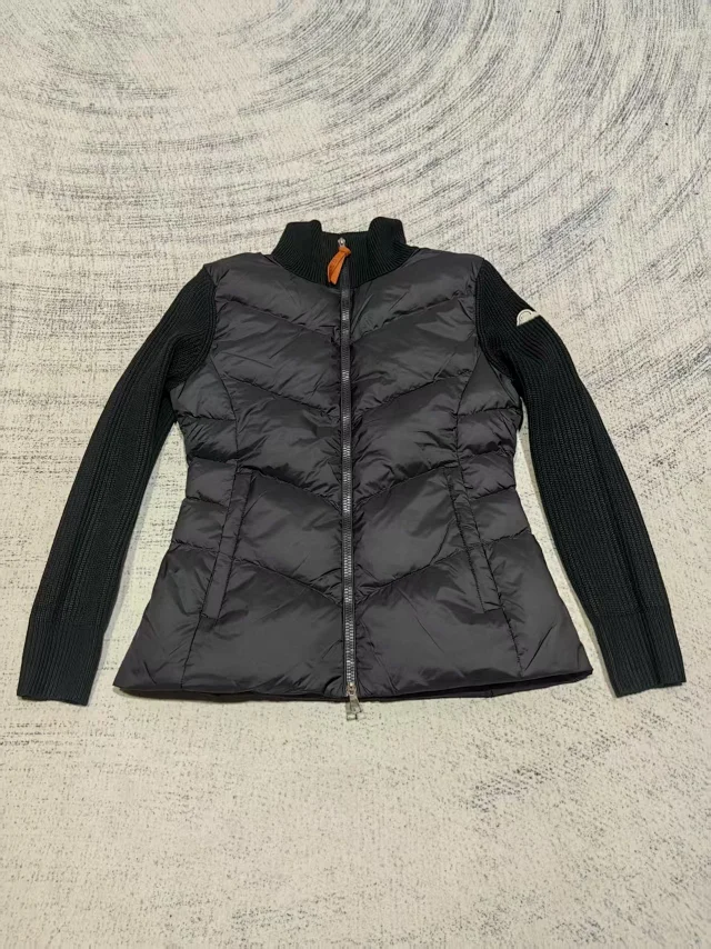 Meng's Women's Wool Knit Down Cardigan Detail
