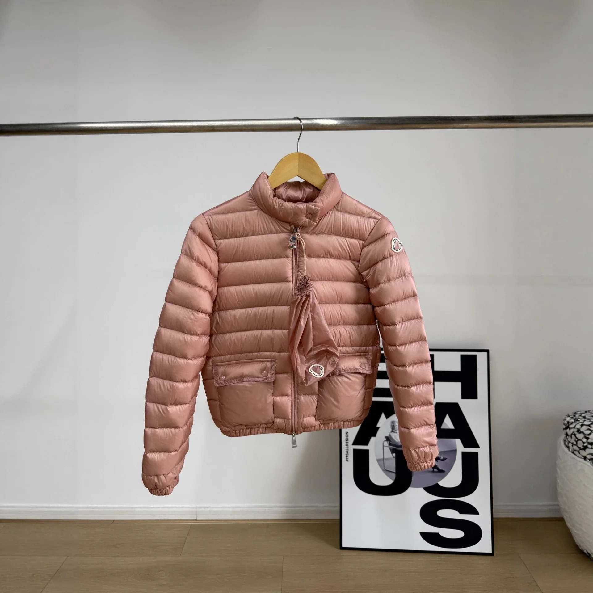 Mengjia Lans Women's Cropped Down Jacket