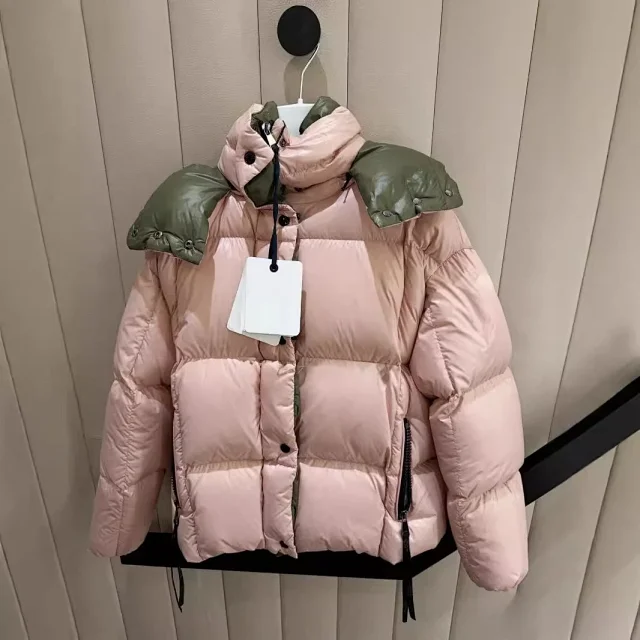 Parana Premium Women's Hooded Puffer Jacket Detail