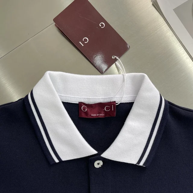 PU Unisex OS Contrast Print Polo Detail