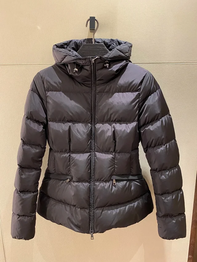 Moncler Women's Hooded Slim-Fit Down Jacket Detail