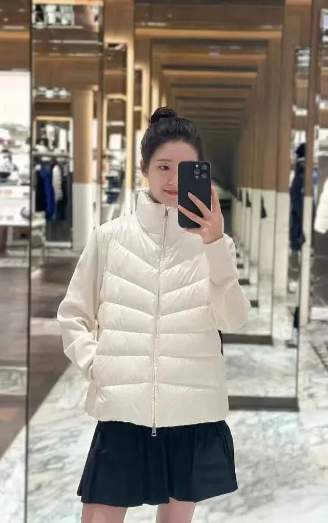 Premium Moncler Women's Knit Panel Down Jacket Detail