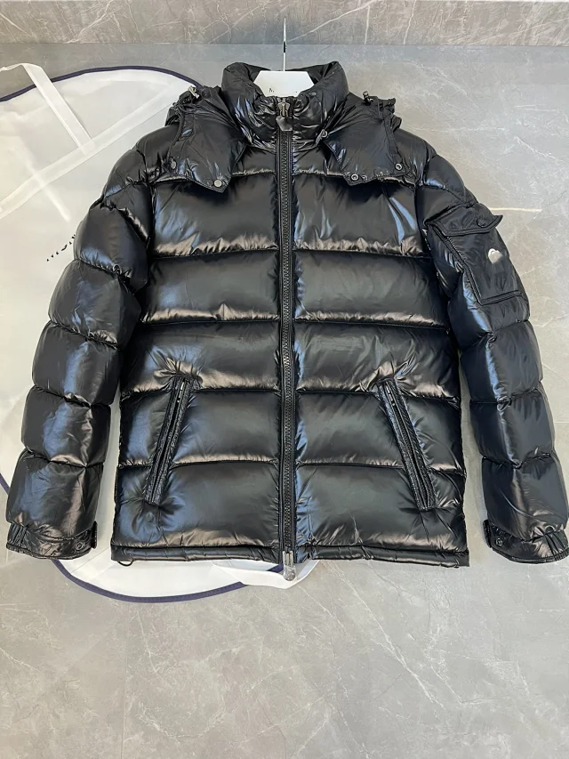 Meng's Maya Men's Short Down Jacket Detail