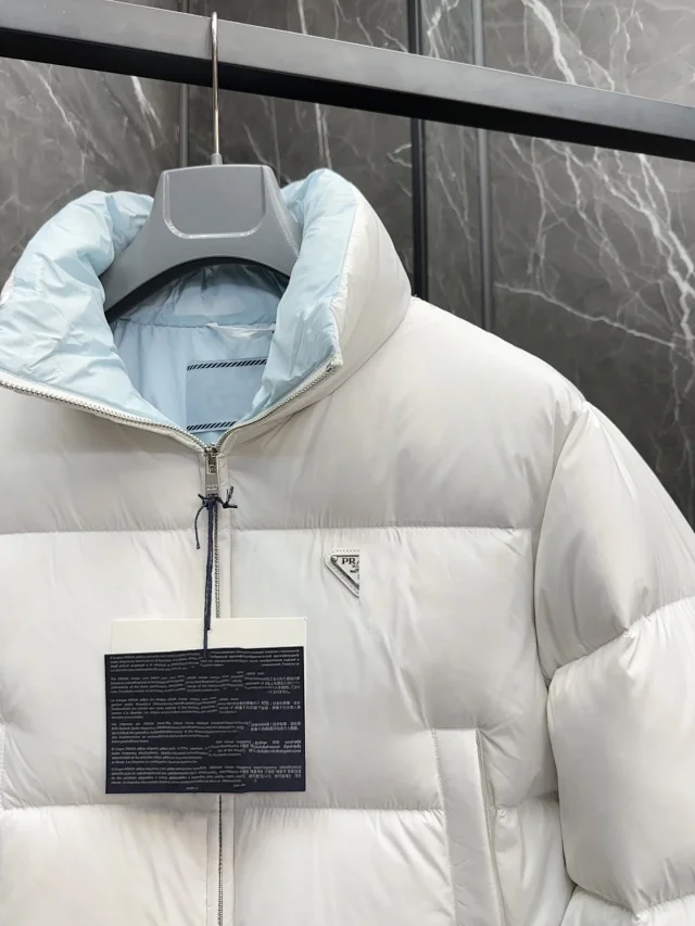 PRA Women's Short Re-Nylon Puffer Jacket Detail