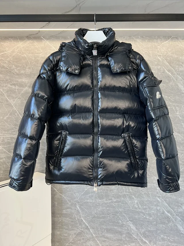 Meng's Maya Men's Short Down Jacket Detail