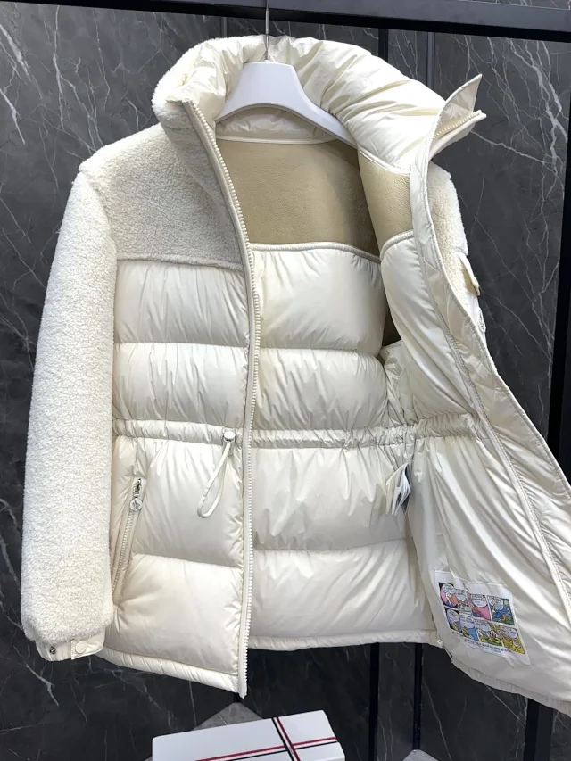 Mengjia Escaut Stand Collar Shearling Jacket Detail