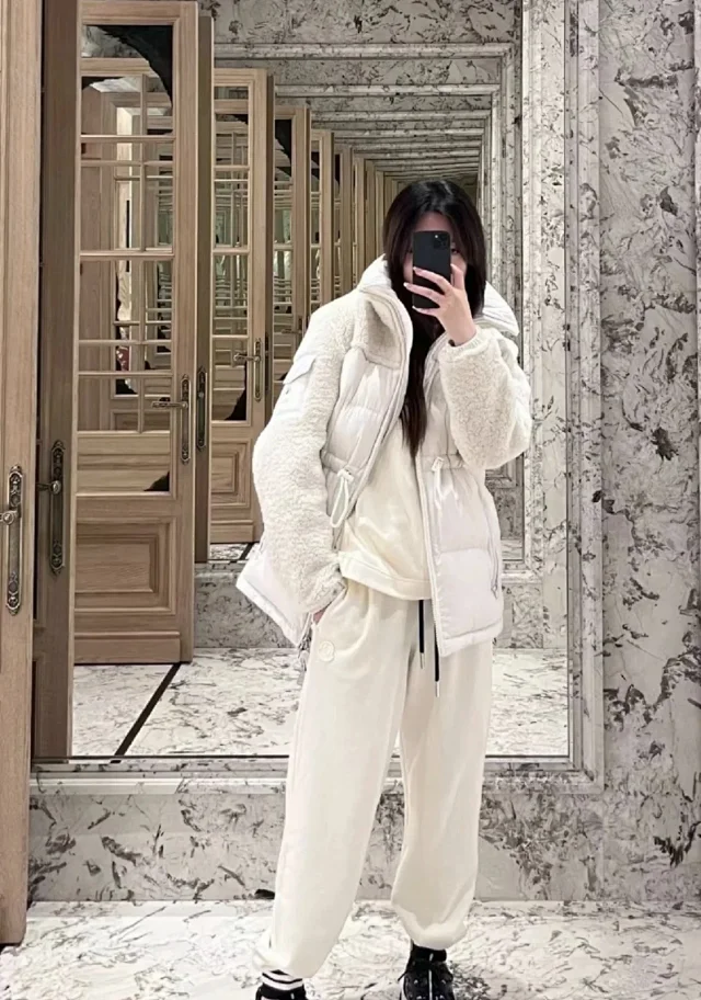 Mengjia Escaut Stand Collar Shearling Jacket Detail