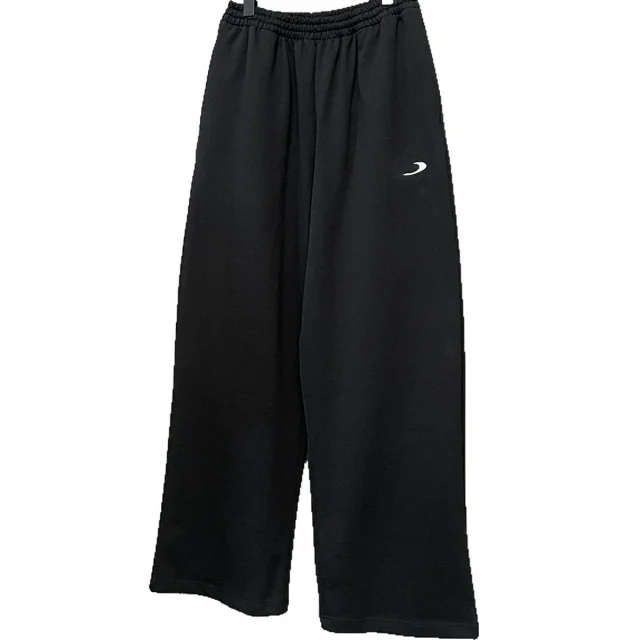 Paris 25SS Embroidered Unisex Heavyweight Sweatpants Detail