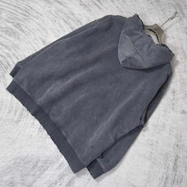 Paris AW24 Pin Logo Distressed Hoodie Unisex Detail