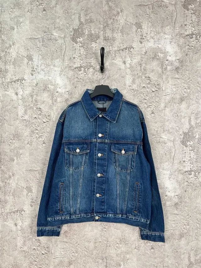 Shijia Coca-Cola Embroidered Vintage Denim Jacket Detail