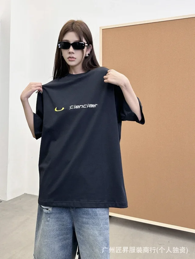 B Unisex Embroidered Drop-Shoulder T-Shirt Detail