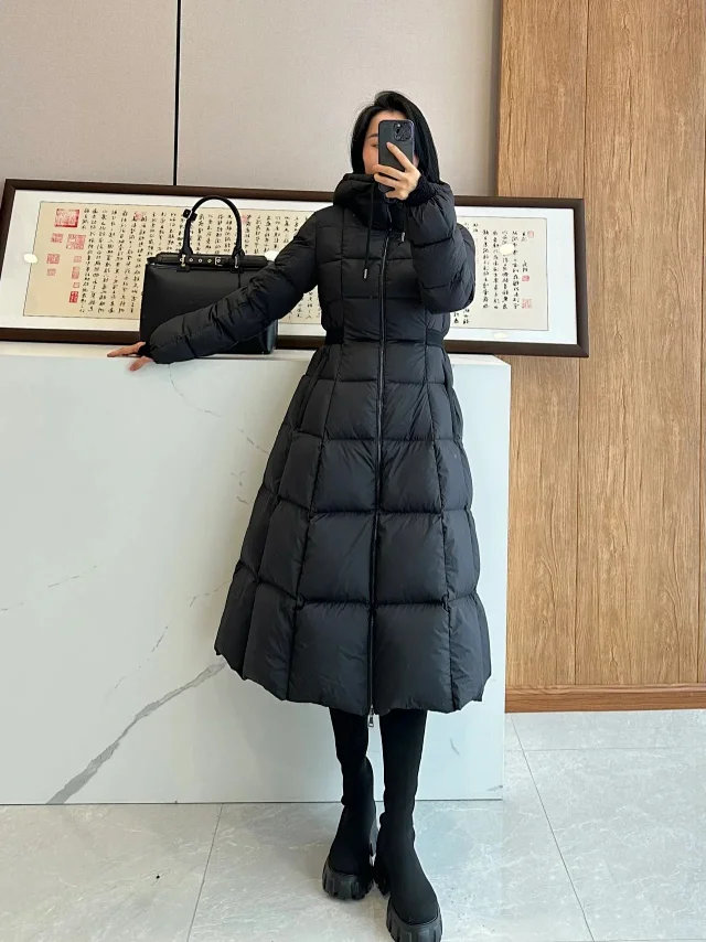 MMeng Fauco Women's Princess Long Hooded Goose Down Coat Detail