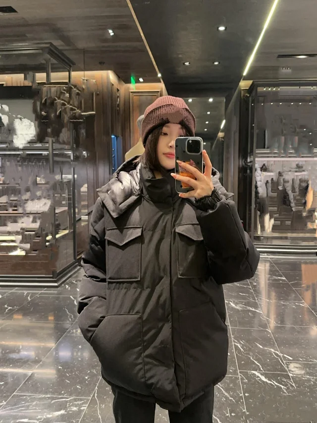 M AW24 Unisex Puffer Jacket Detail