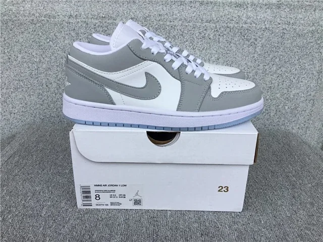 Nike Sneakers Air Jordan 1 Low product detail image 7