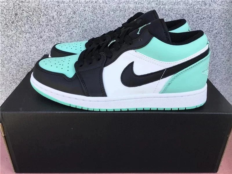 Nike Sneakers Air Jordan 1 Low — 13