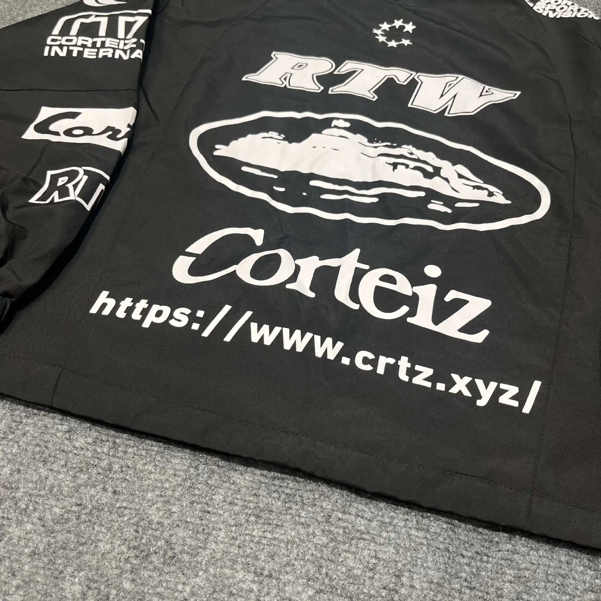 Corteiz Flamengo Collaboration Windbreaker Black - 16