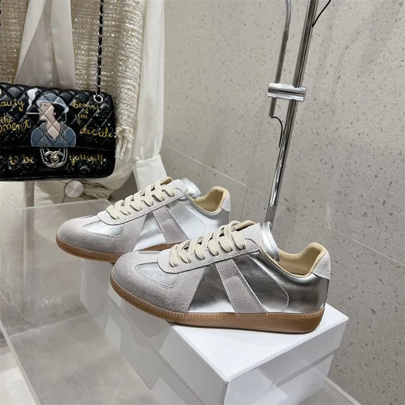 Maison Margiela Replica Sneakers Navy Suede and Leather Sneakers - 31
