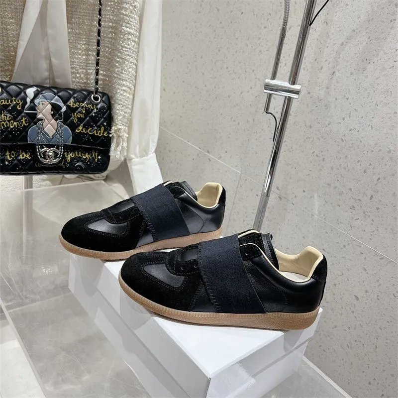 Maison Margiela Replica Sneakers Navy Suede and Leather Sneakers - 39