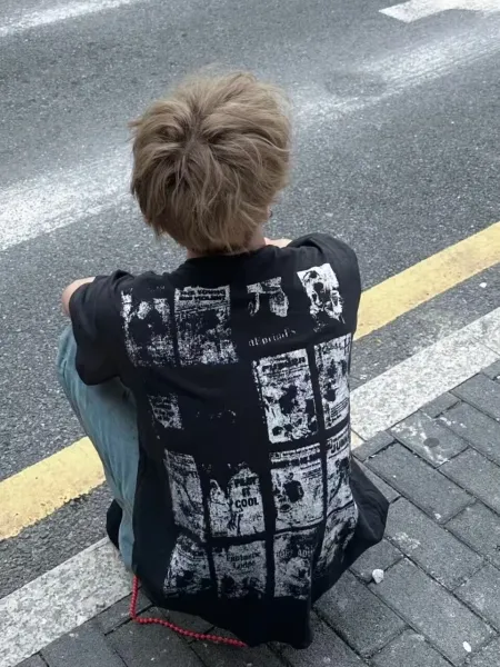 Off-White Pocket T-Shirt Gray T-Shirt - 37