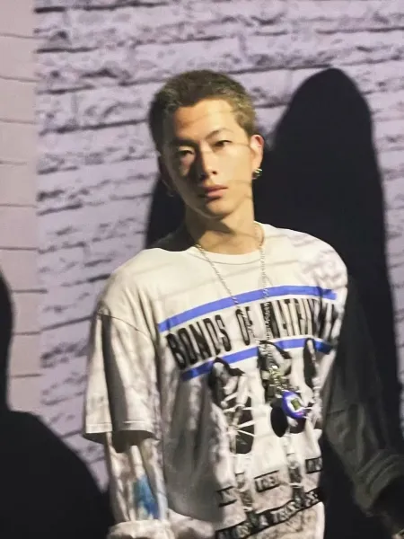 Off-White Pocket T-Shirt Gray T-Shirt - 27