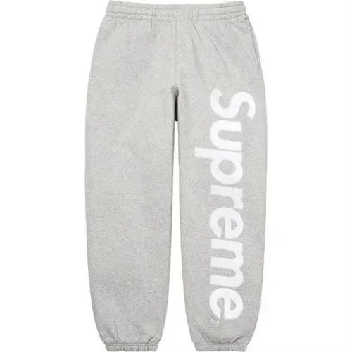 gray pants