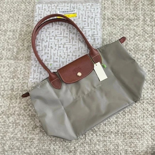 Spotted Dove Gray Medium