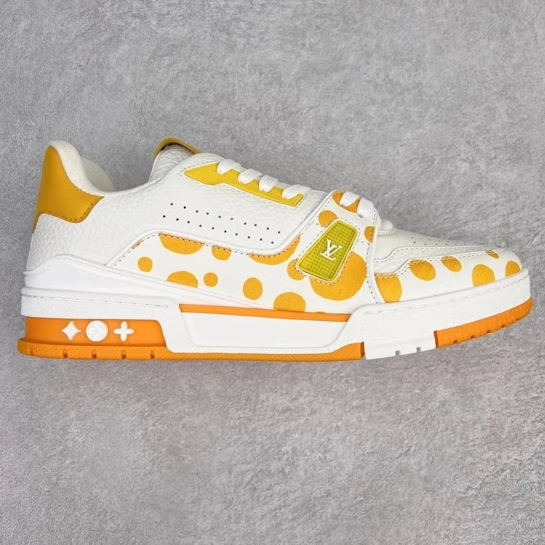 White-orange polka dots