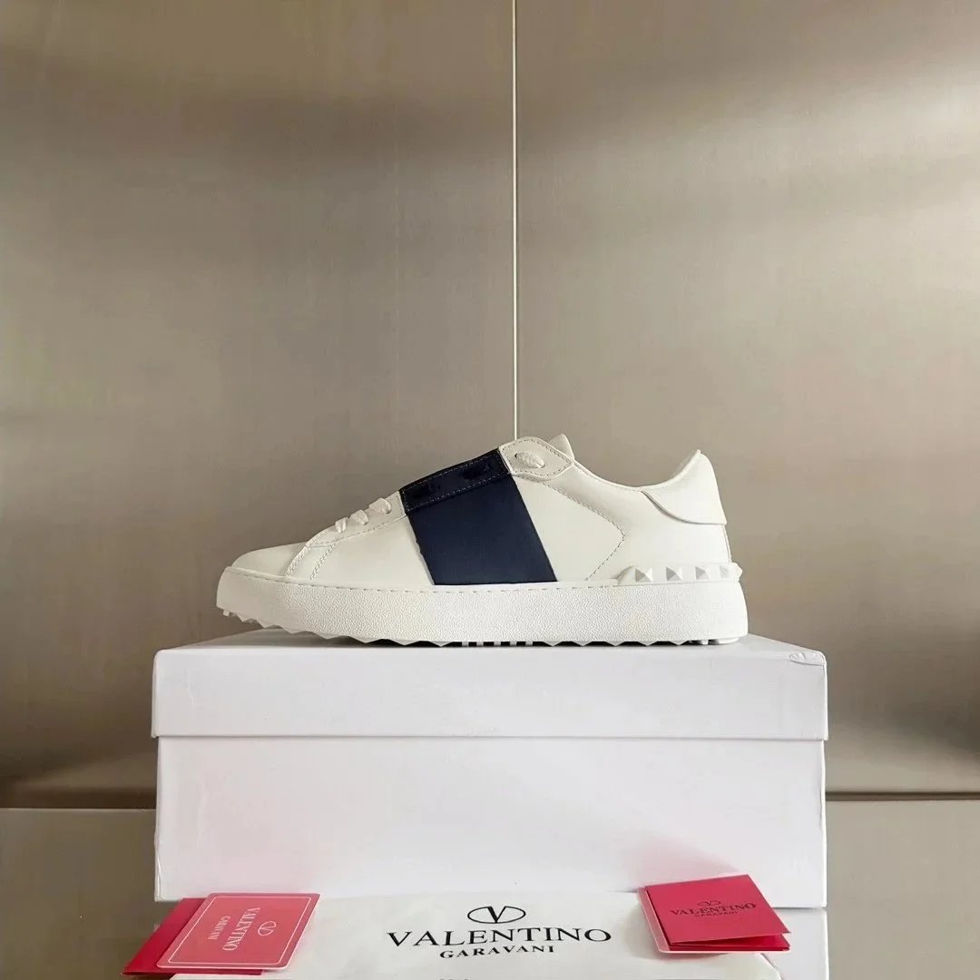 Hua va rivets splicing small white shoes soft sole breathable casual sneakers