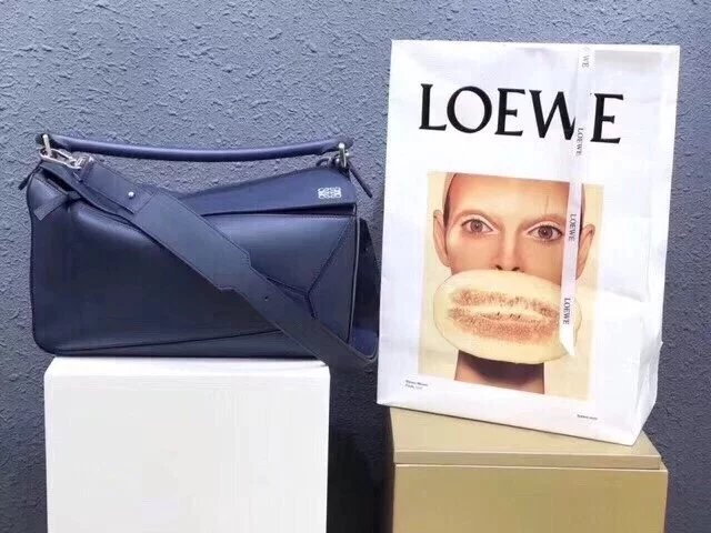 大号 LOEWE罗意威专柜爆款 Puzzle  销量王大号几何包，L061607