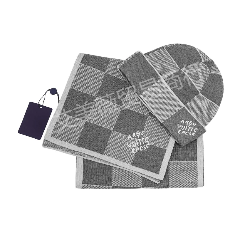 25 Chess Set