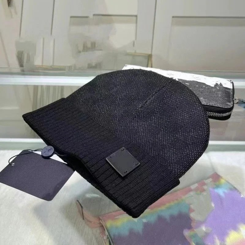 4-Grid Black Grey