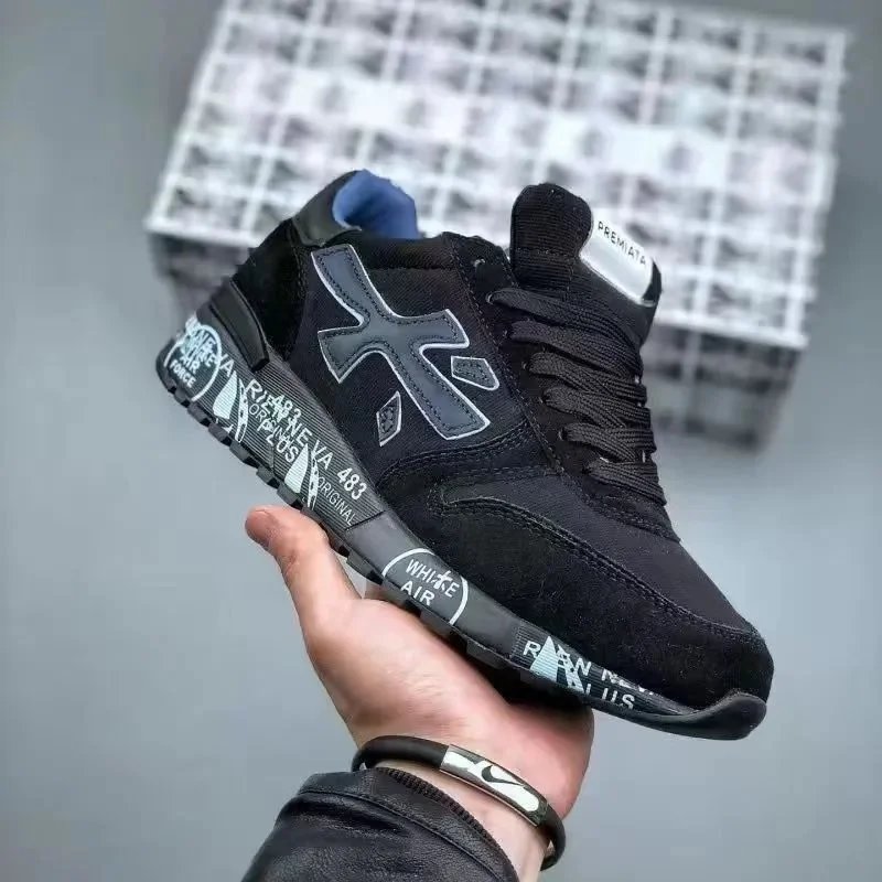 PREMIATA-18