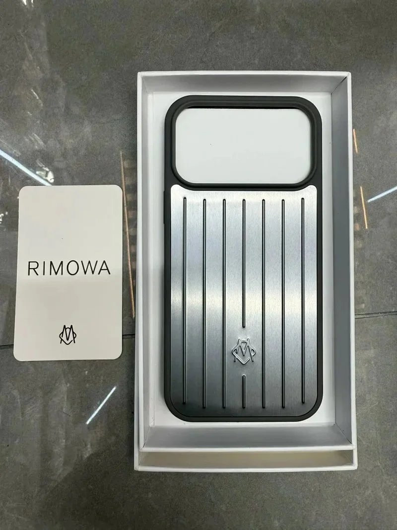 RIMOWA-Gray (With Magnetic Ring)
