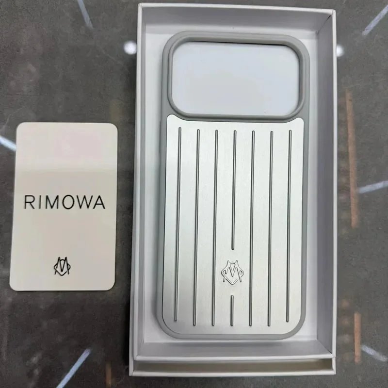 RIMOWA-Silver (With Magnetic Ring)