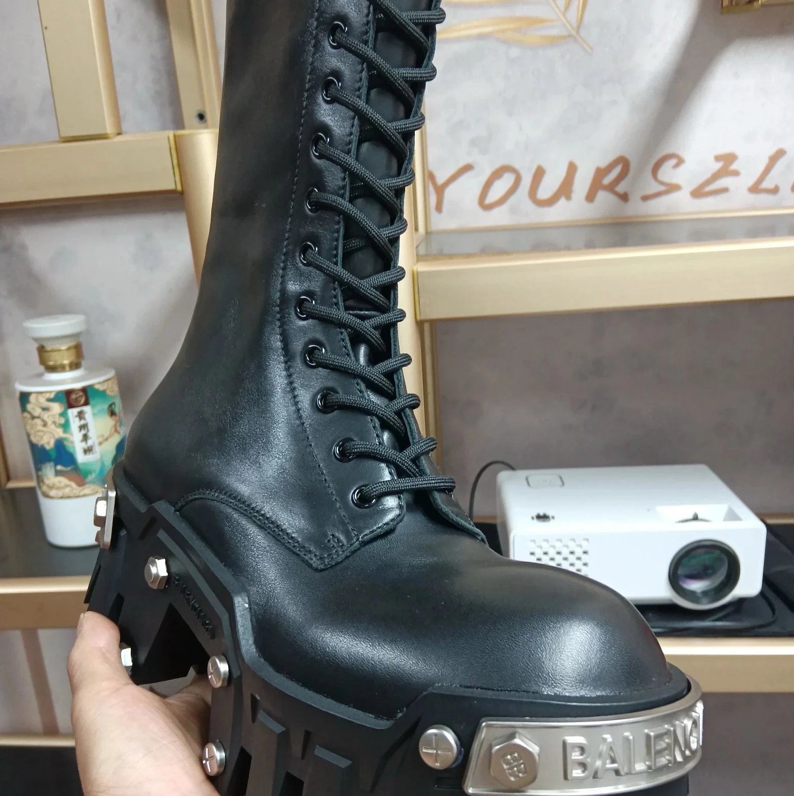 Iron label strap