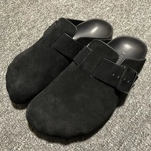 BALENCIAGA Black