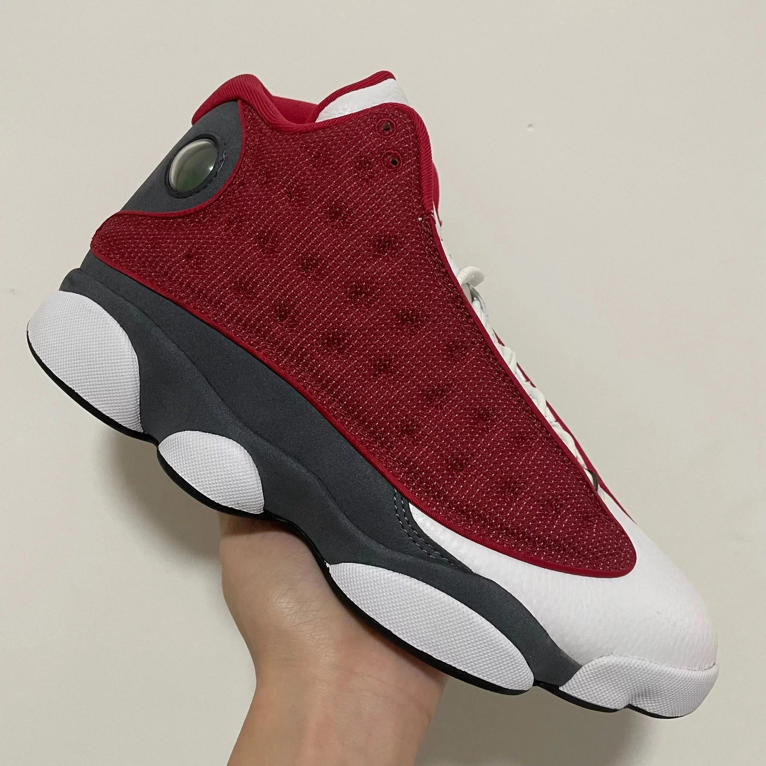 gray-white-red