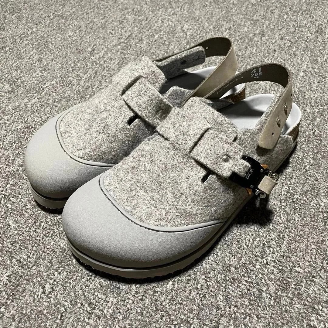 DIOR Grey