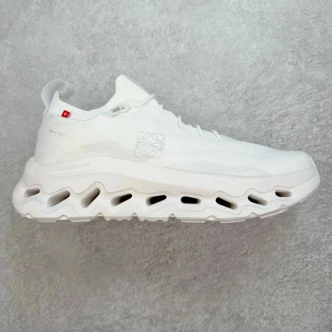 Pure white SKU image